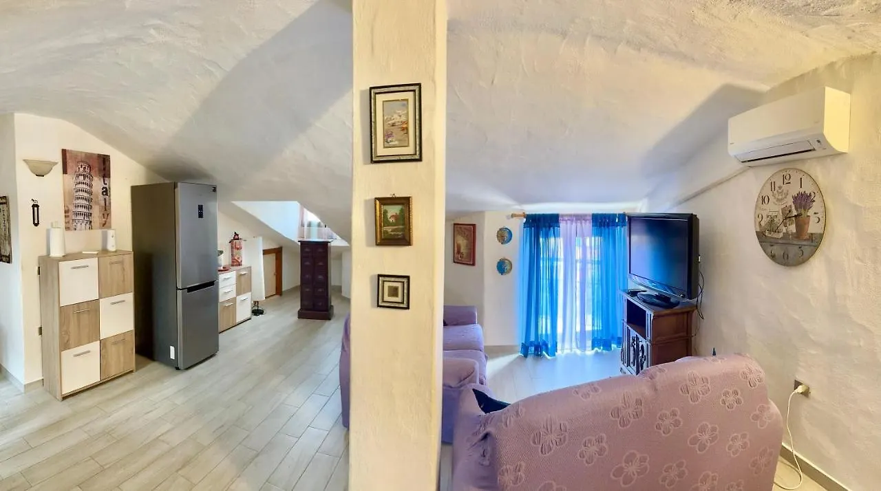 The Quiet Mansard Appartamento Olbia
